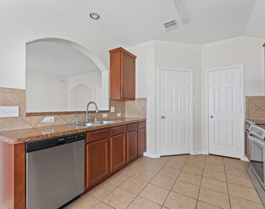 18107 Cypress Mist Court - Photo Thumbnail 5