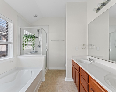 18107 Cypress Mist Court - Photo Thumbnail 8