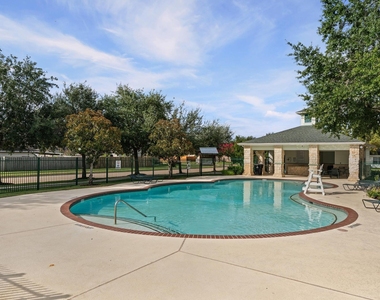 18107 Cypress Mist Court - Photo Thumbnail 15