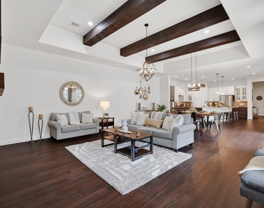 18 Sundown Ridge Place - Photo Thumbnail 3