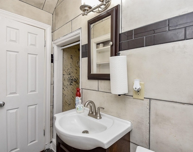 4916 Old Spanish Trail - Photo Thumbnail 25