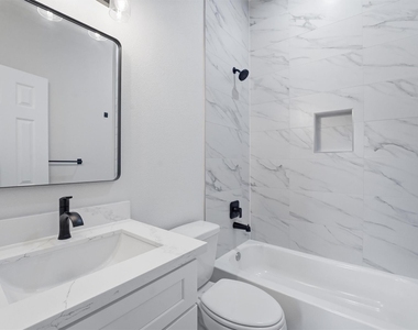 4354 Clover Street - Photo Thumbnail 12