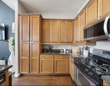 2512 Leeland Street - Photo Thumbnail 18