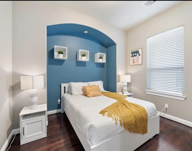 2512 Leeland Street - Photo Thumbnail 23