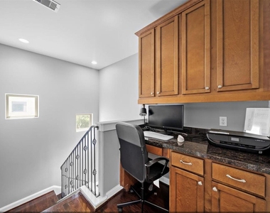 2512 Leeland Street - Photo Thumbnail 32