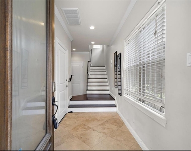 2512 Leeland Street - Photo Thumbnail 6
