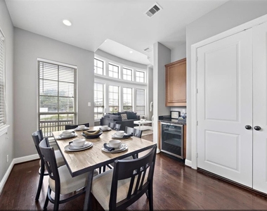 2512 Leeland Street - Photo Thumbnail 14