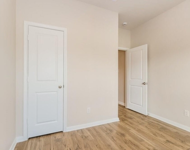 412 San Miguel Creek Drive - Photo Thumbnail 12