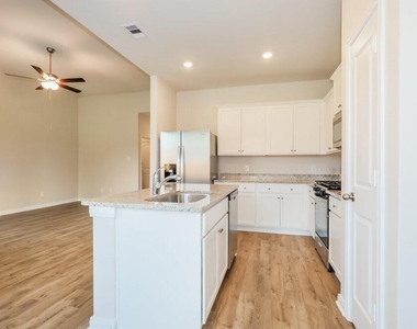 412 San Miguel Creek Drive - Photo Thumbnail 5
