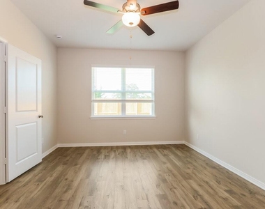 412 San Miguel Creek Drive - Photo Thumbnail 6