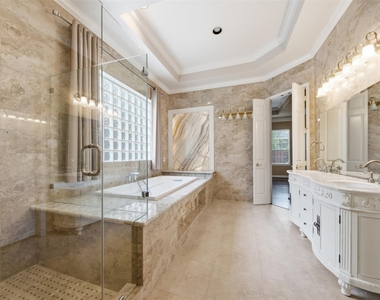 17 Ambleside Crescent Drive - Photo Thumbnail 21