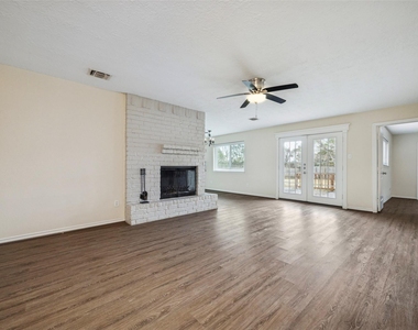 103 Brigadoon Lane - Photo Thumbnail 4