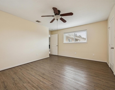 103 Brigadoon Lane - Photo Thumbnail 8