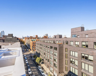 256 North 9th Street - Photo Thumbnail 2