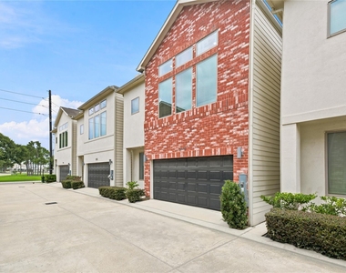 2974 Alice Street - Photo Thumbnail 2