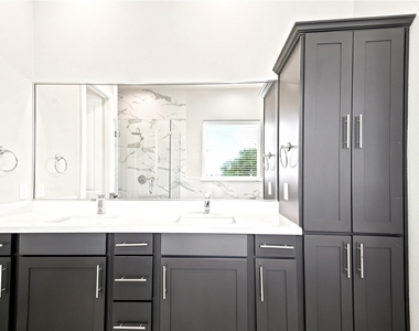 2974 Alice Street - Photo Thumbnail 31
