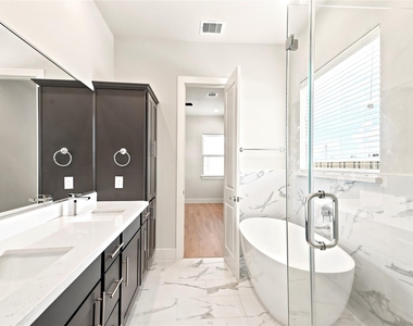 2974 Alice Street - Photo Thumbnail 28