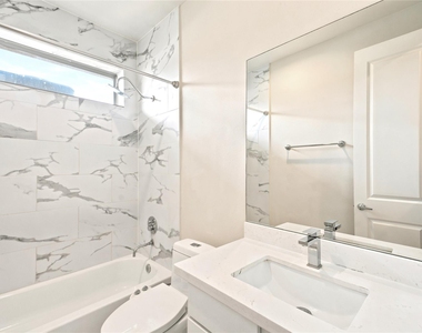 2974 Alice Street - Photo Thumbnail 9