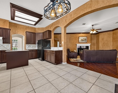 6323 Echo Lakes Lane - Photo Thumbnail 5