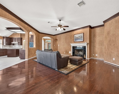 6323 Echo Lakes Lane - Photo Thumbnail 12