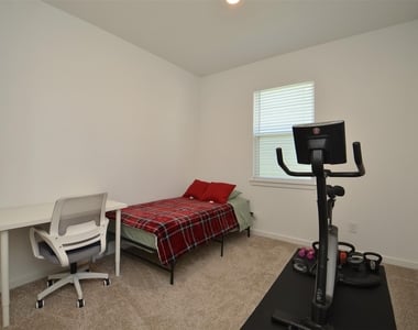 21830 Redwood Bluff Trail - Photo Thumbnail 17