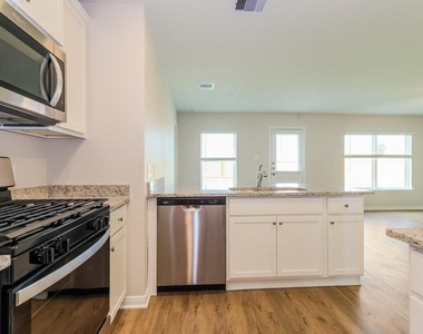 400 San Miguel Creek Drive - Photo Thumbnail 5