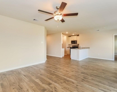 400 San Miguel Creek Drive - Photo Thumbnail 3