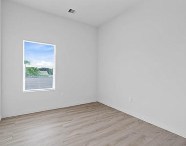9725 Kerr Street - Photo Thumbnail 30
