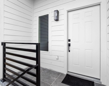 9725 Kerr Street - Photo Thumbnail 1