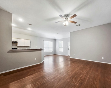 11427 Ryan Court - Photo Thumbnail 2