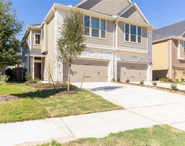 5546 Sallow Bay Lane - Photo Thumbnail 1