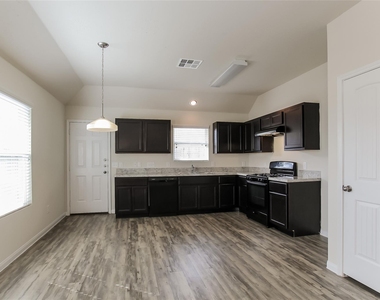24315 Dolce Marina Drive - Photo Thumbnail 3