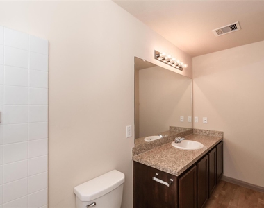 5750 Long Arbor Lane - Photo Thumbnail 7
