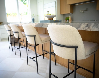 408 W 30th Street - Photo Thumbnail 12