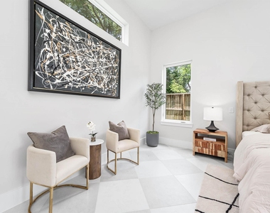 408 W 30th Street - Photo Thumbnail 16