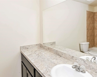 13286 Italian Cypress Avenue - Photo Thumbnail 7