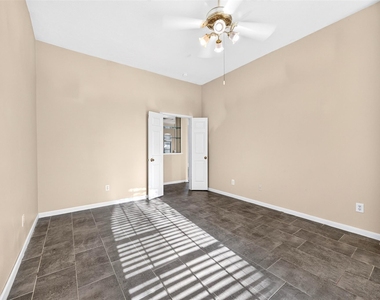 5814 Eldridge Glen Drive - Photo Thumbnail 23