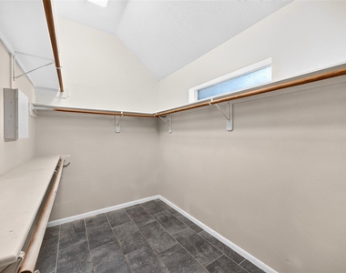 5814 Eldridge Glen Drive - Photo Thumbnail 21