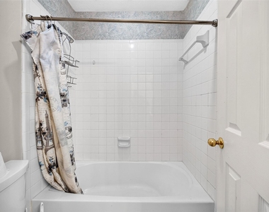 5814 Eldridge Glen Drive - Photo Thumbnail 27
