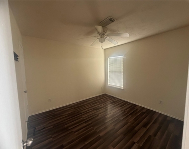 21219 Grand Linden Court - Photo Thumbnail 14