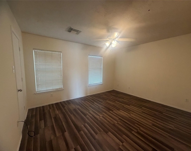 21219 Grand Linden Court - Photo Thumbnail 11