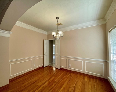 24231 Pepperrell Place Street - Photo Thumbnail 7