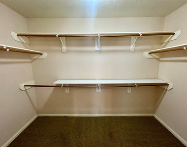 24231 Pepperrell Place Street - Photo Thumbnail 23