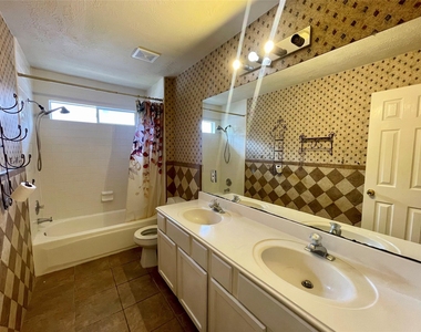 24231 Pepperrell Place Street - Photo Thumbnail 30