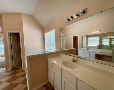 24231 Pepperrell Place Street - Photo Thumbnail 21
