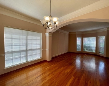 24231 Pepperrell Place Street - Photo Thumbnail 6