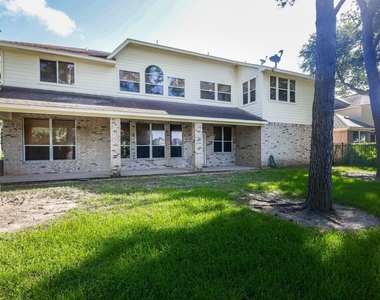 24319 Bay Hill Boulevard - Photo Thumbnail 20