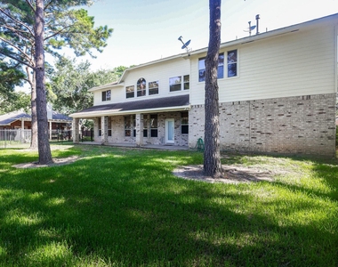 24319 Bay Hill Boulevard - Photo Thumbnail 21