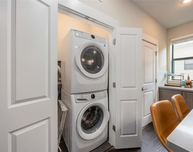 2401 Crawford Street - Photo Thumbnail 3