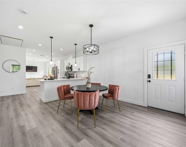 8614 Peachtree Street - Photo Thumbnail 5